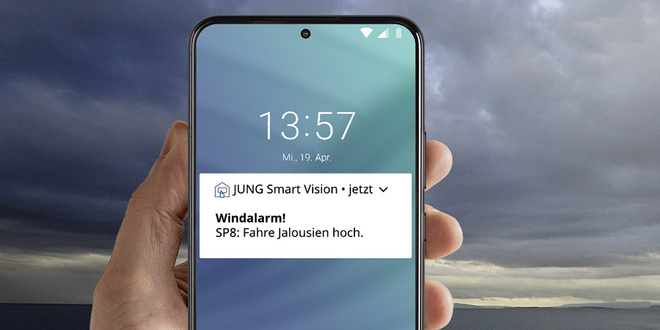 JUNG Smart Panel 8 bei AH-Elektroprojekt GmbH in Erding