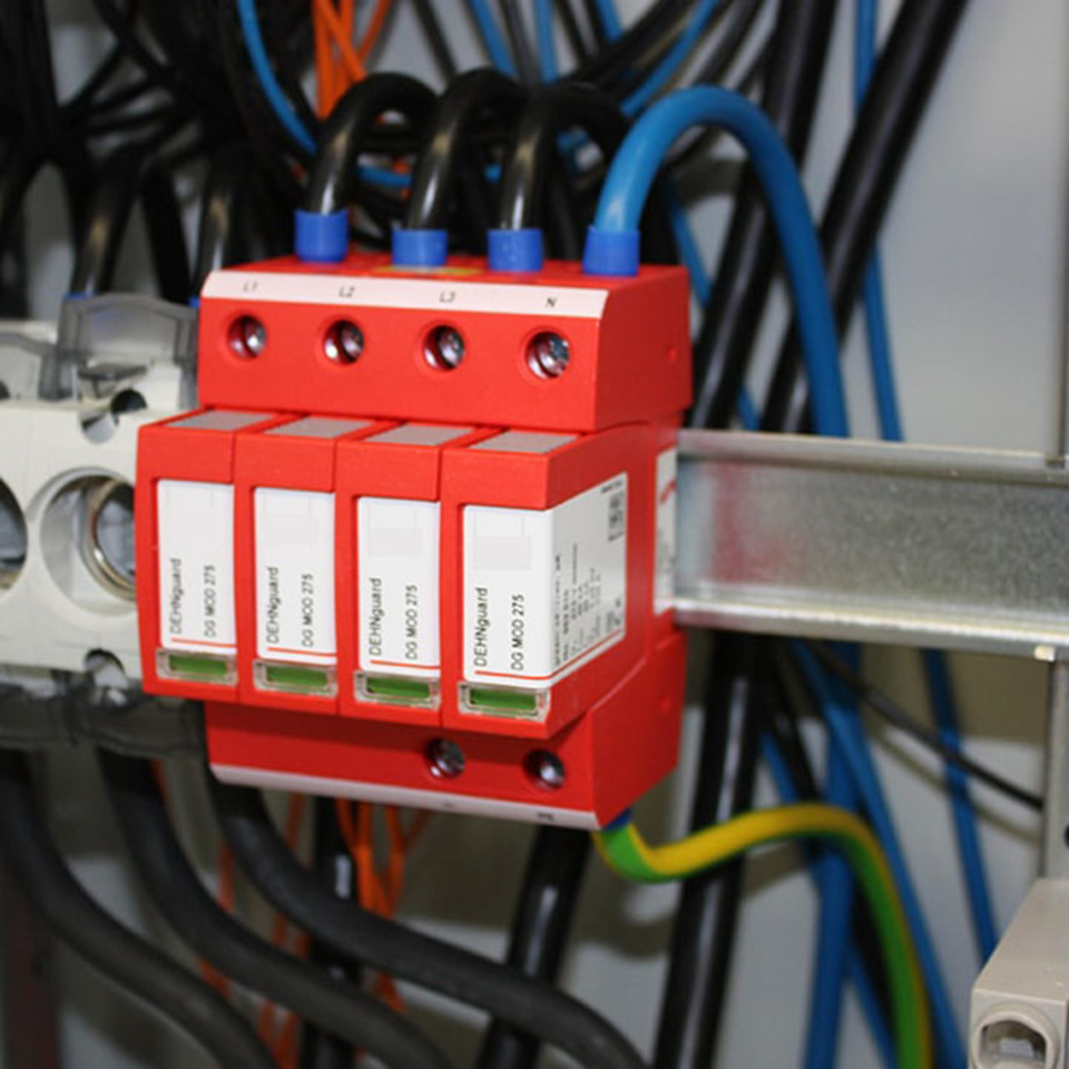 Über­spannungs­schutz bei AH-Elektroprojekt GmbH in Erding