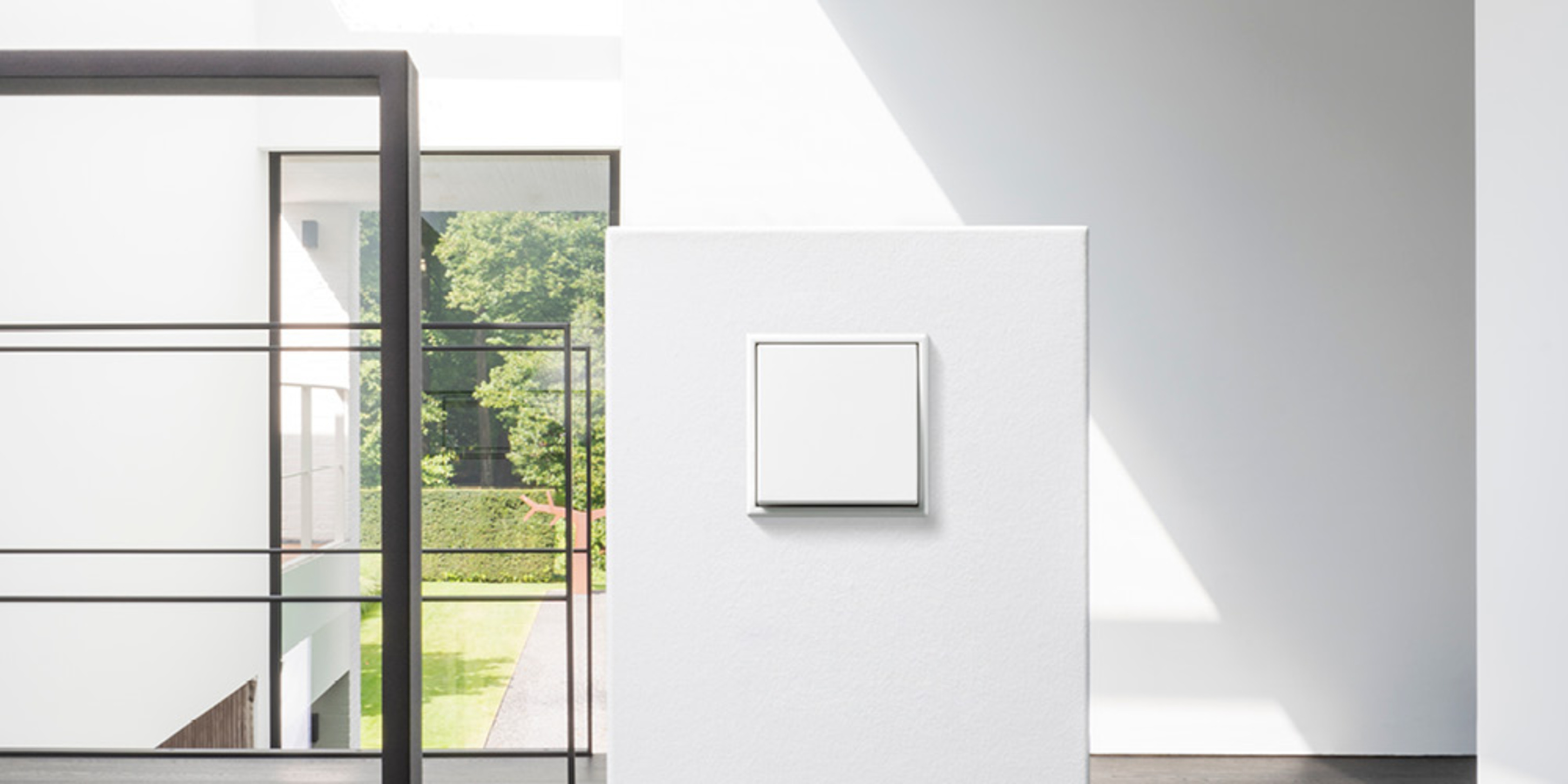 JUNG Schalterprogramme bei AH-Elektroprojekt GmbH in Erding